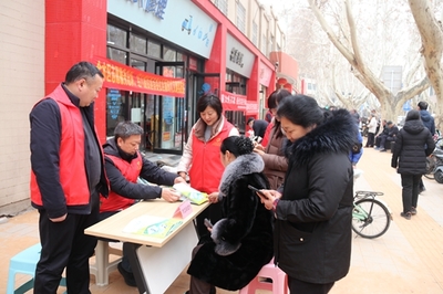 鄭州市省委社區 “學雷鋒 文明實踐我行動”主題活動惠及居民，貼心服務廣受贊譽